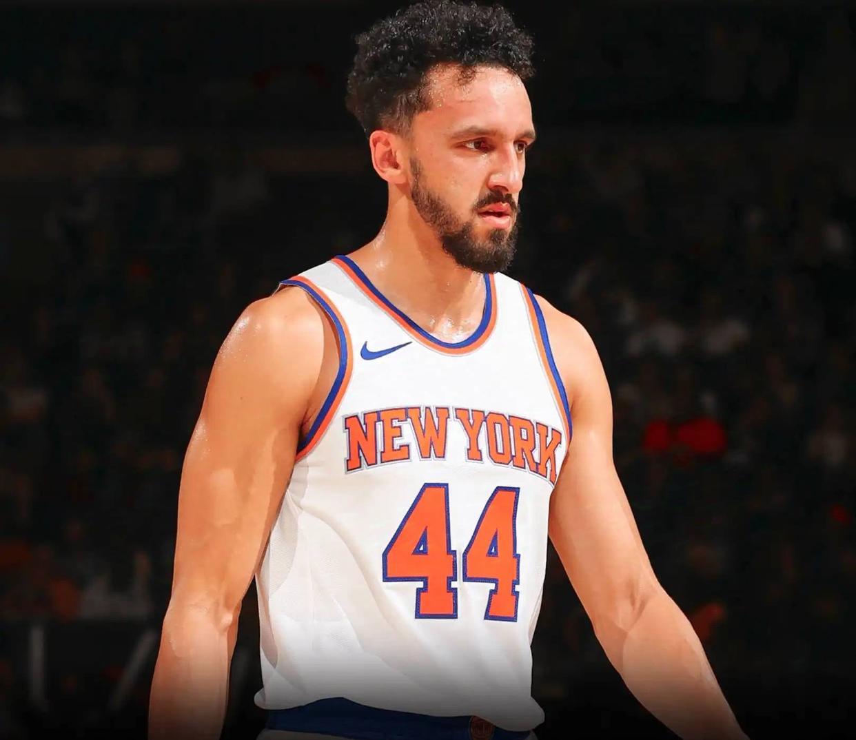 stake网站-放弃西蒙斯、威少！尼克斯选择神射手，填补最后一个阵容名额